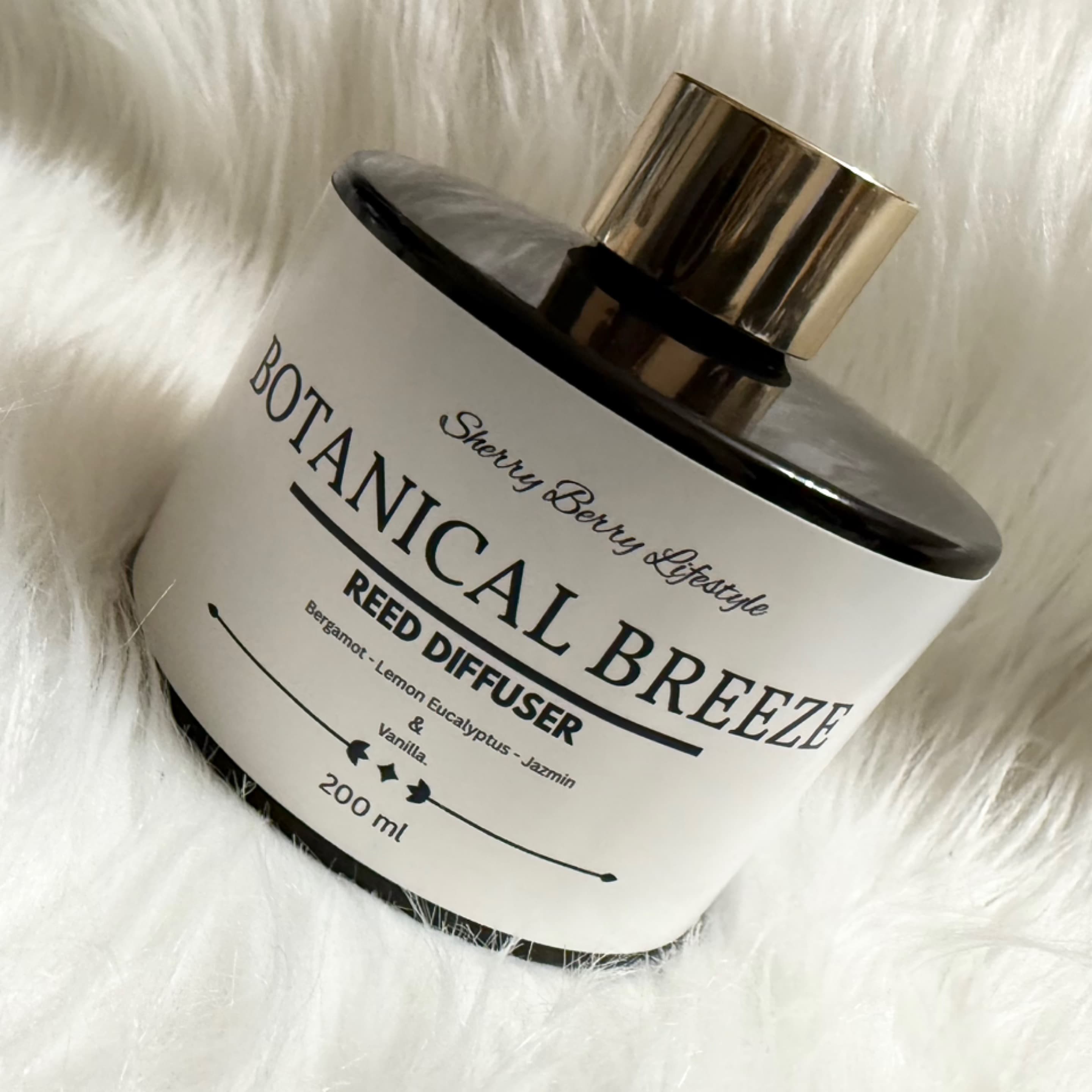 Botanical Breeze Reed Diffuser – 200 ml